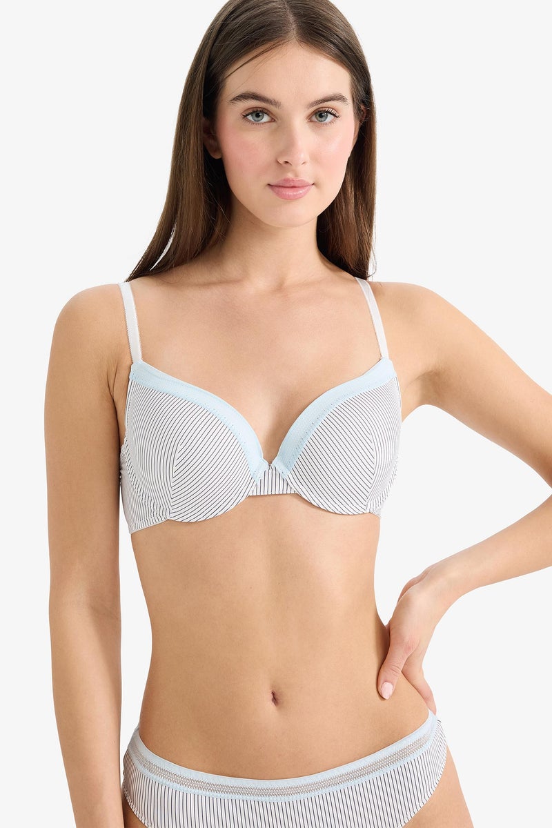 DeFacto White Woman Lace Detailed Micro Covered Padded Wire Free T-Shirt Bra Casual - Image 1